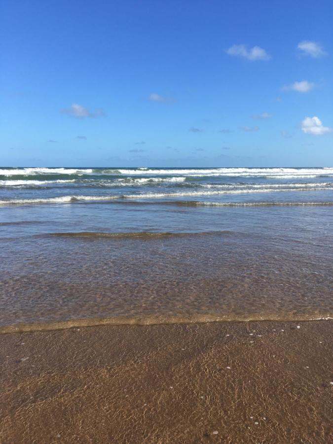 Chale Em Frente A Praia Salvador da Bahia Dış mekan fotoğraf